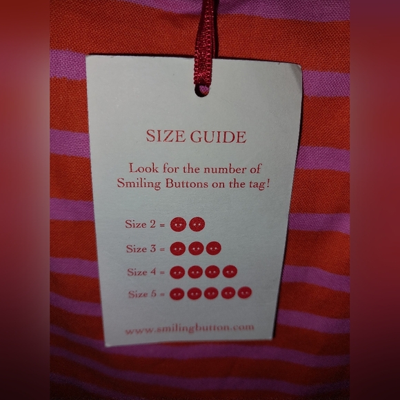 Smiling Button Dress - Picture 2 of 5